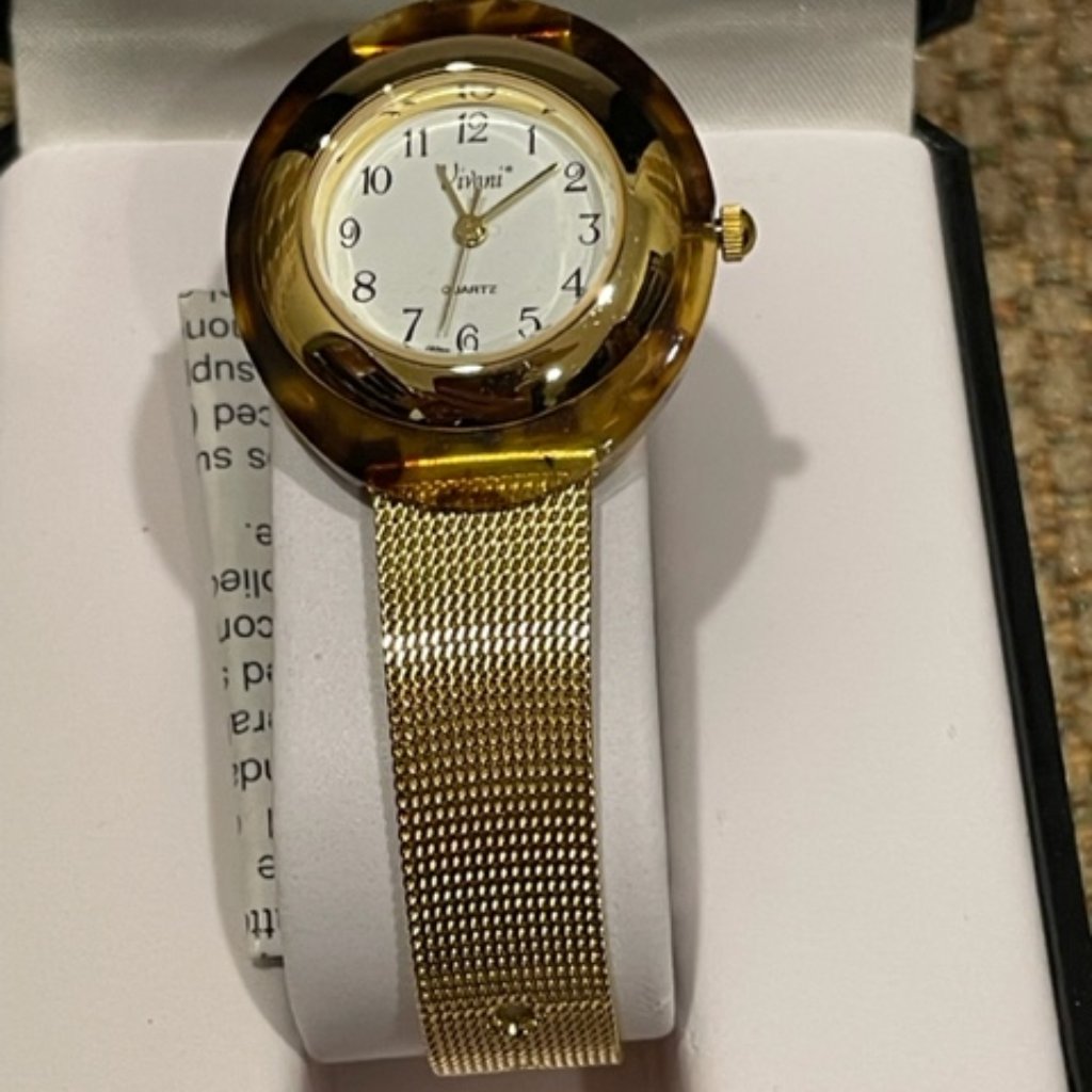 Vivani Vintage Oval Quartz Watch